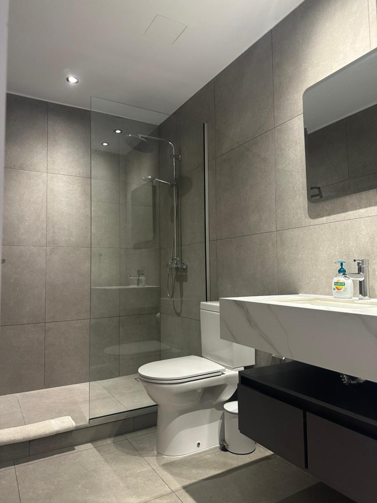 Royal Sunset Studios & Apartments Limassol Extérieur photo