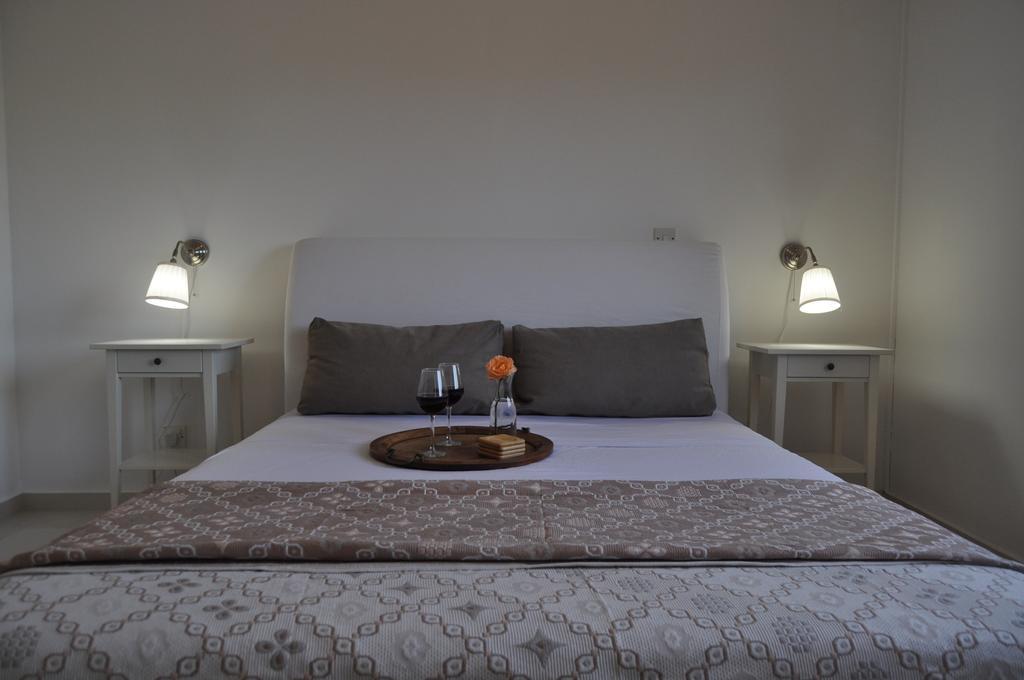 Royal Sunset Studios & Apartments Limassol Extérieur photo